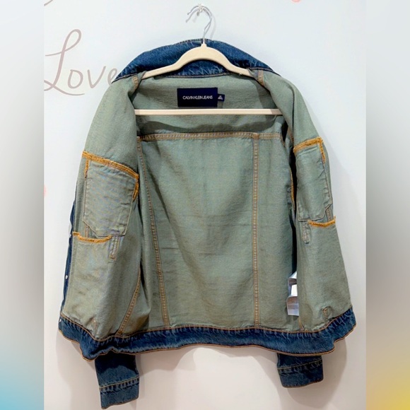 Calvin Klein Men’s Essential Denim Jacket - Large - Picture 4 of 4